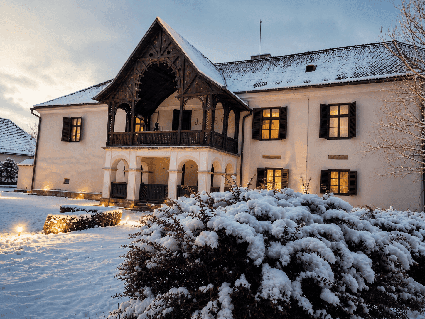 Celebrate New Year's Eve at the castle.